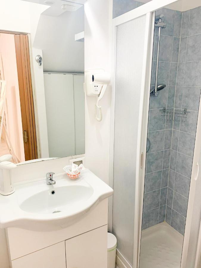 Rocksea Apartments Чефалу Экстерьер фото